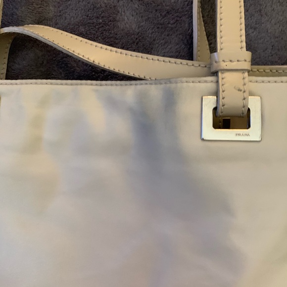 Auth Cream Prada medium shoulder bag - Picture 3 of 13